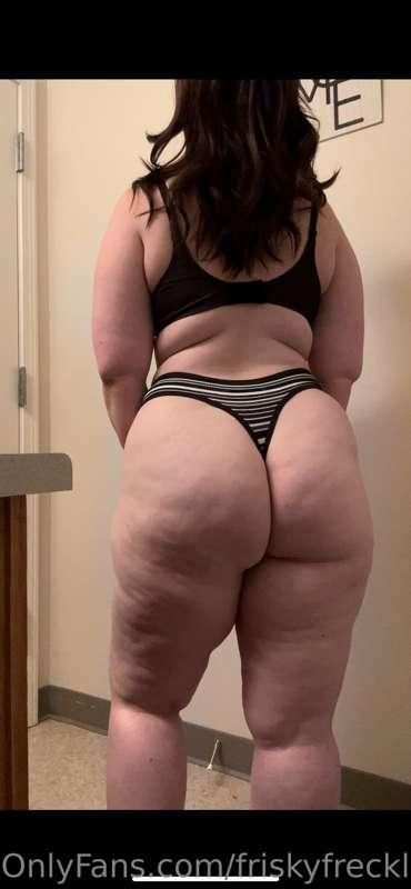 Backshots anyone?🍑🍑