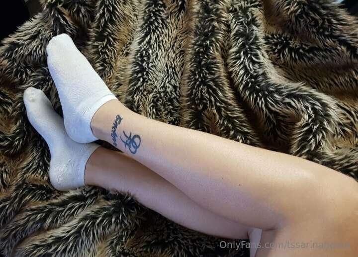 A fan ordered a pair of my stinky socks! 🧦 

Been out runnin..