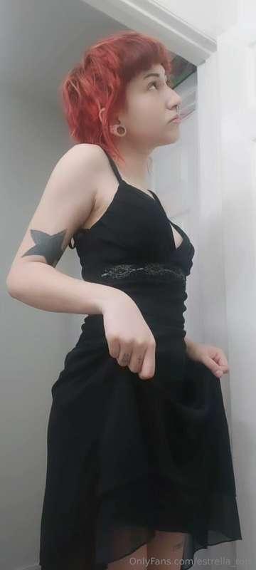 I think my new dress may be a littllllleeeeee loose... whoop..