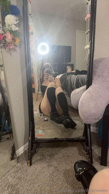 $300 buys my entire galleryOver 50 clips+videos Hundreds of ..