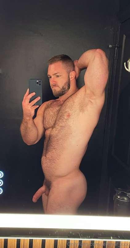 Feeling good naked
