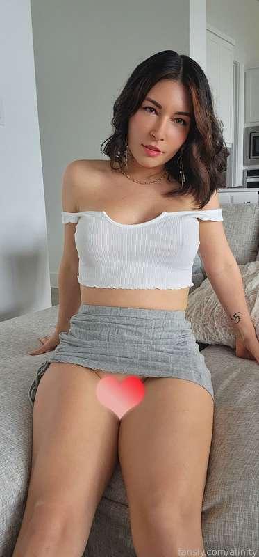 Upskirt pussy video 😈😈 I'm sitting across from you, letting you look up my skirt, I'm not wearing panties and grinding and moving my hips giving you the best view. Does my pussy look yummy 🥵🥵🥵

#fyp