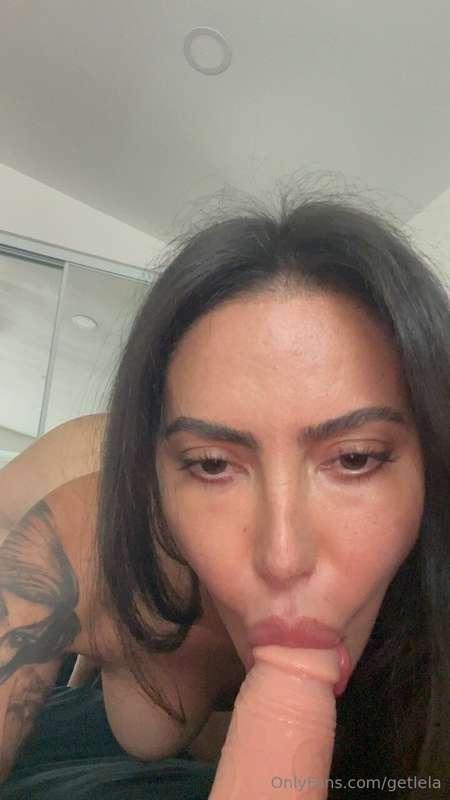 POV I'm giving you the hottest BJ you ever had 🥵👅💦