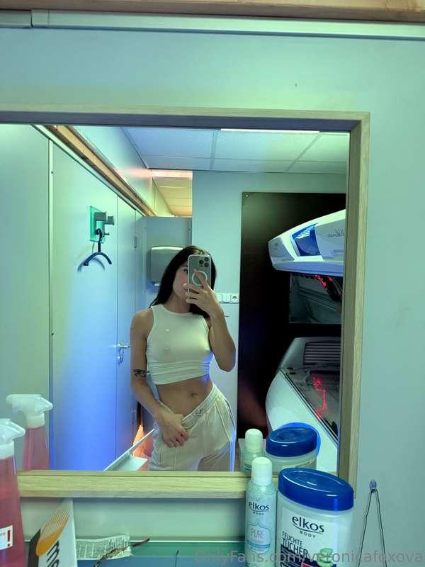 👅