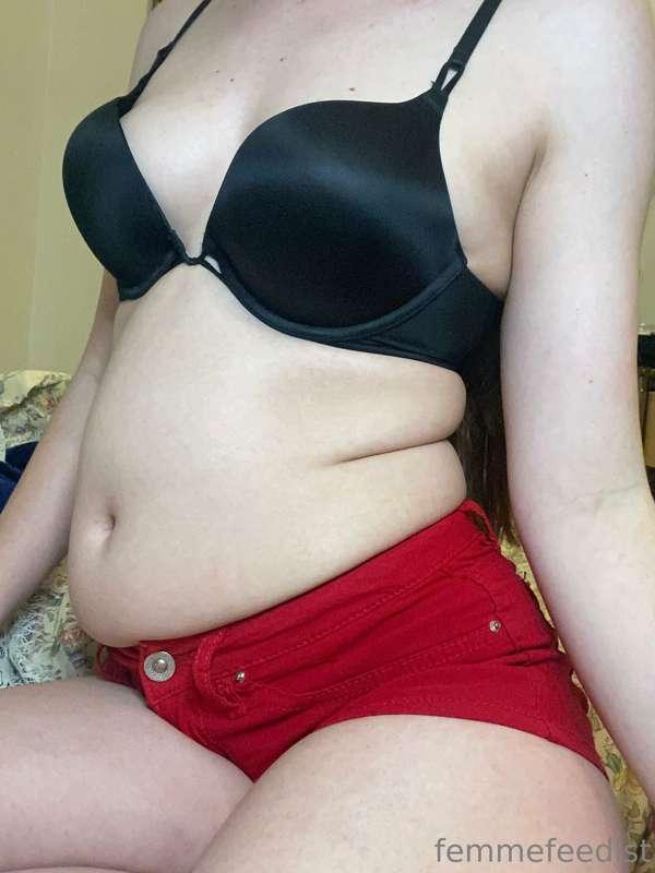 femmefeedist image #0