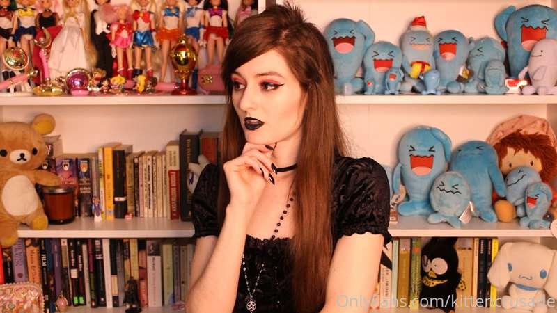 🌻 while this is mainly a show and tell video, the first 3 mi..