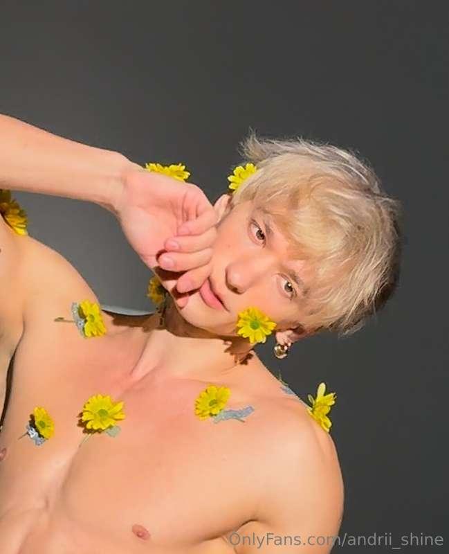 🌼I wish to be kissed https://onlyfans.com/andrii_levchenko_