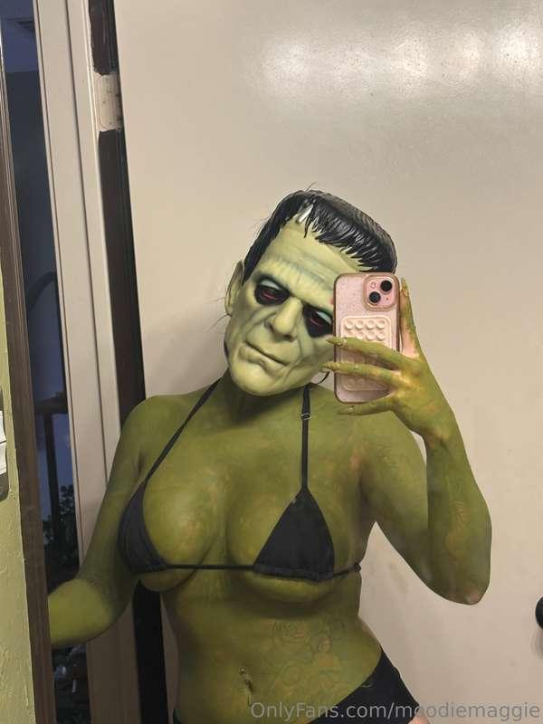 happy halloween you freaks 👹