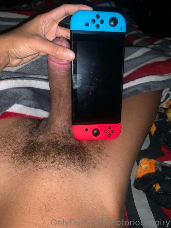 Which one you playin wit first boo ? 😏🎮
