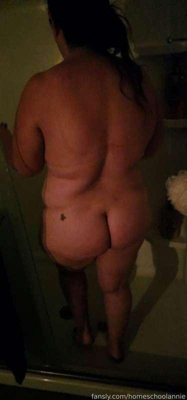 Time for a shower and for bedtime, right?

#bigass #ass #phatass #shower #thick #milf #pawg 