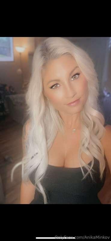 FINALLY!!!! Guess who can sell b/g vids again!!!!  Check you..