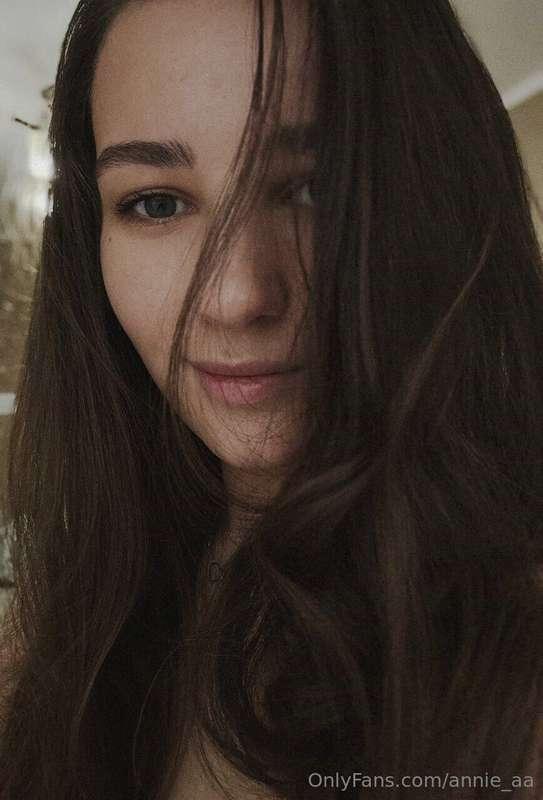 I believe that a girl should be not only beautiful outwardly..