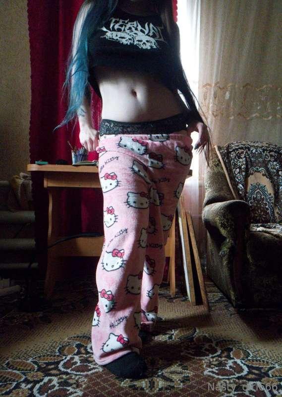 time to seduce you) 🍓🌙