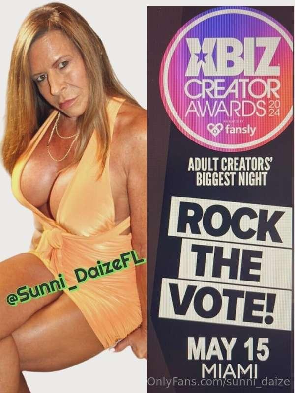 Please Vote for me! 🗳 (Social Media) You can vote in multipl..