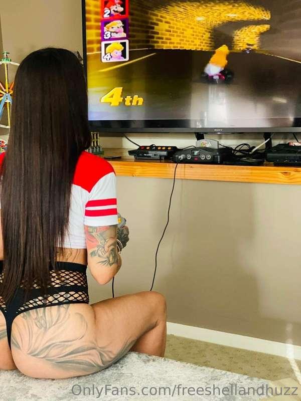 freeshellandhuzz image #1