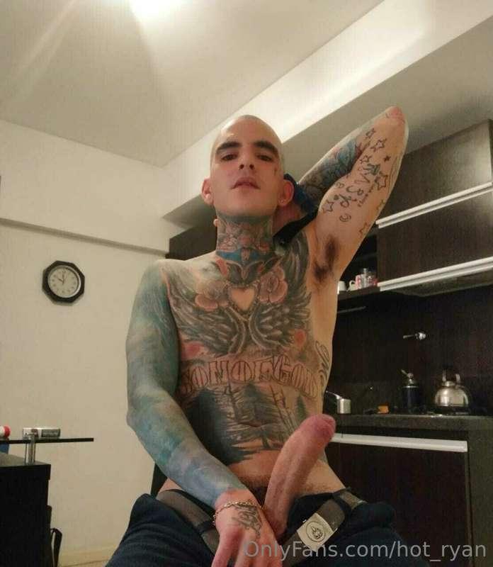 hot_ryan image #2