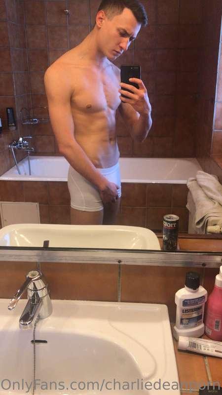 Bathroom vibes💦