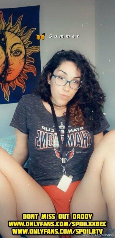 My bestie Bec is a total goddess!?

26 - Puerto Rican - a MI..