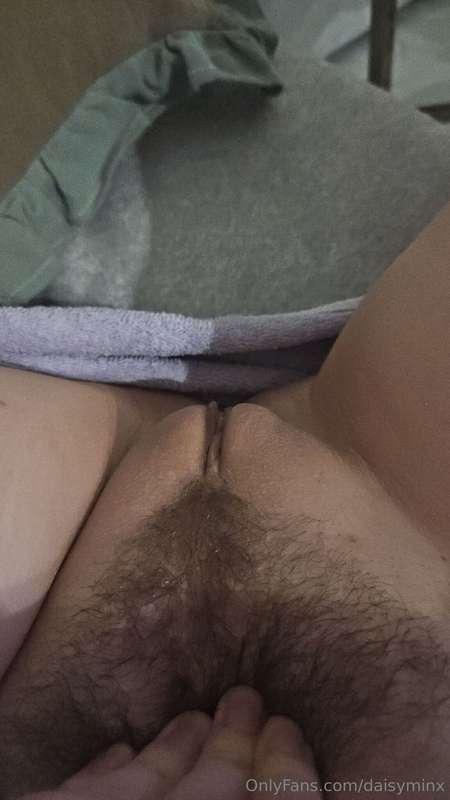 Casual nudes/lewd burst of the week :) Pic #2 is a little BT..