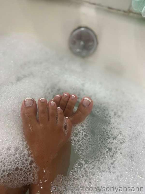 Some feet content for everyone asking