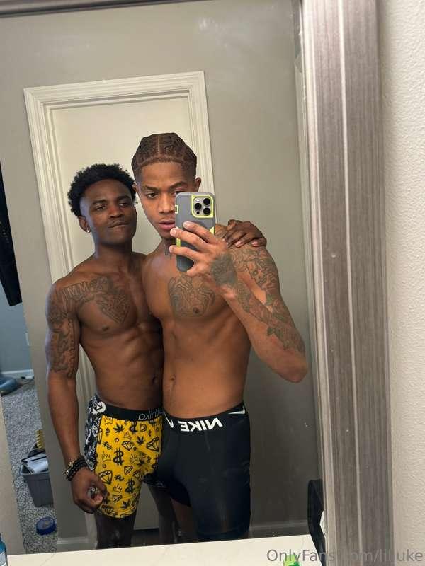 Send Tips To See More Of Us Together😏 👀

DM for part 2:  $15