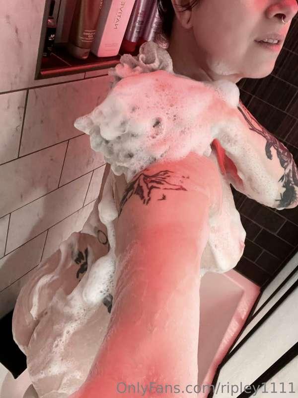 I have 5 more from tonight…💦🫧🍑🍒