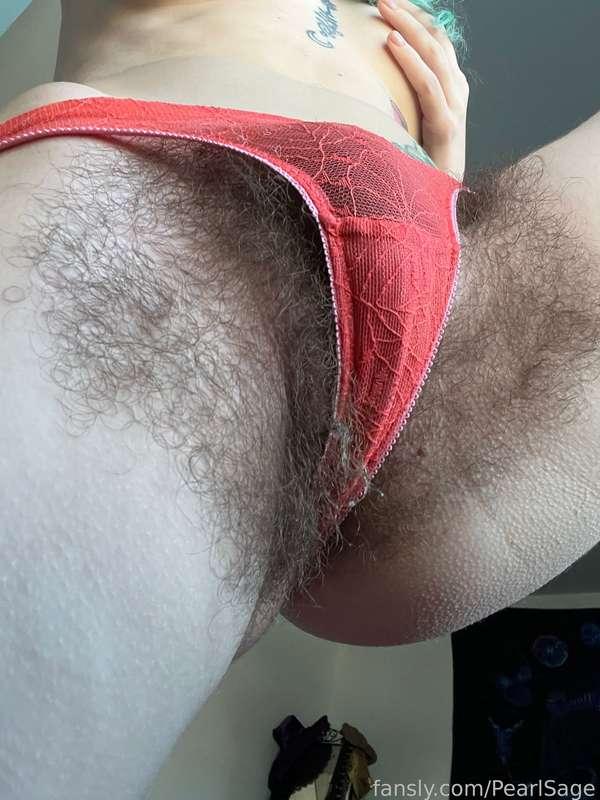 I love the sweet cum on my pussy, want a lick? 