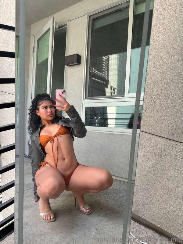 Squat on ur face 💥 