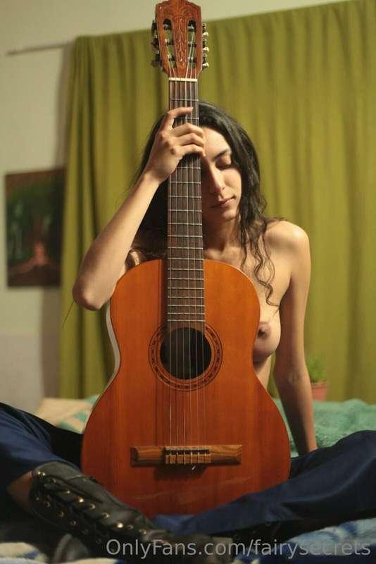 Do you know how to play this instrument?