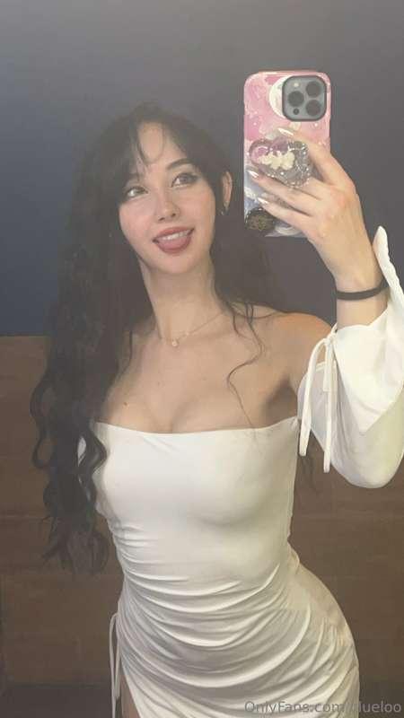 How do i look in this dress? 😘