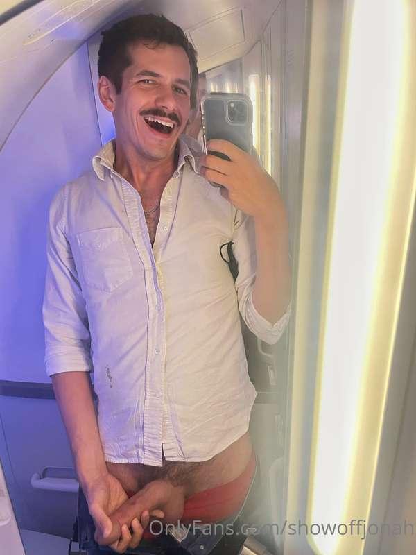 The goofy smile is equal parts "FUCK I came a lot" and "Fuck..