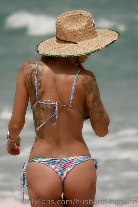 Bikini wife