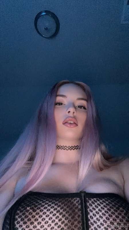 I HAVE HUGE DISCOUNTS ON NEW CONTENT! MAKE SURE TO JOIN MY V..