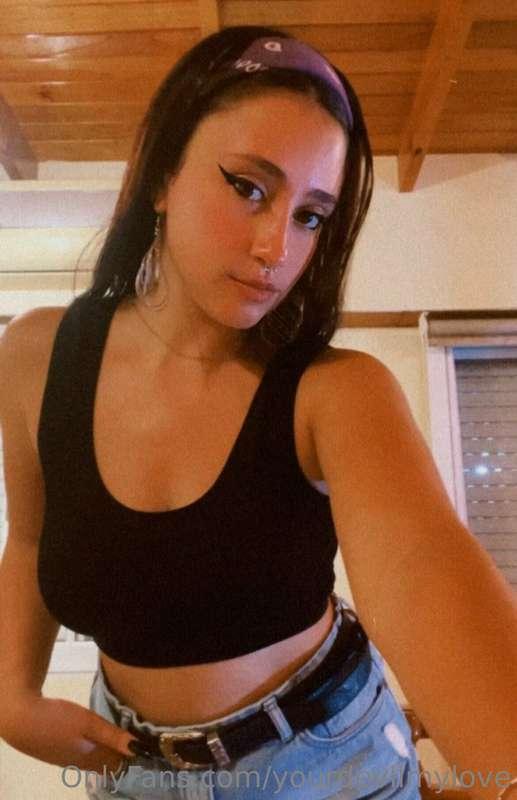 Ready to go out, who want to play when I come back? 👅🫦👅