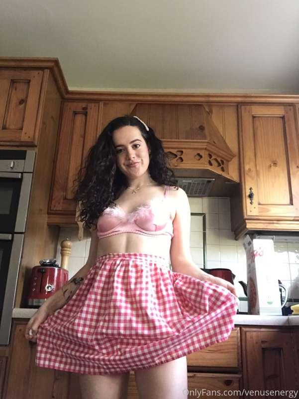 What would you like me to cook for you babe? 🥞🧇🥐🍰🍪🥰