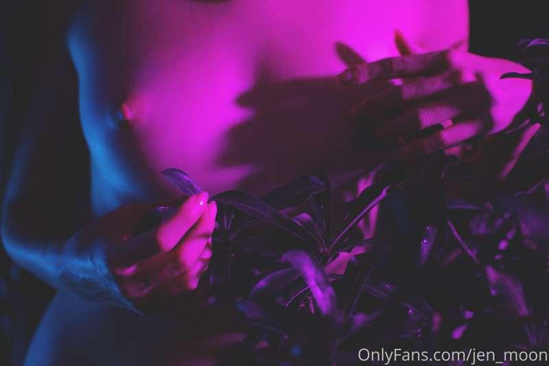 feeling the plants all up and down.. naughty sensual earthly..