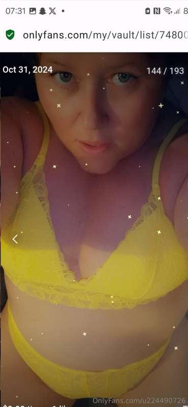 Tonight I'm going to tell u a bedtime story baby. Tell and s..