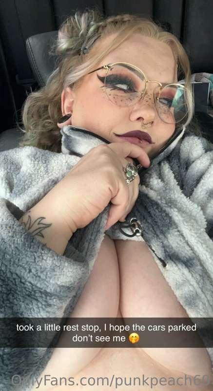punkpeach69 image #1