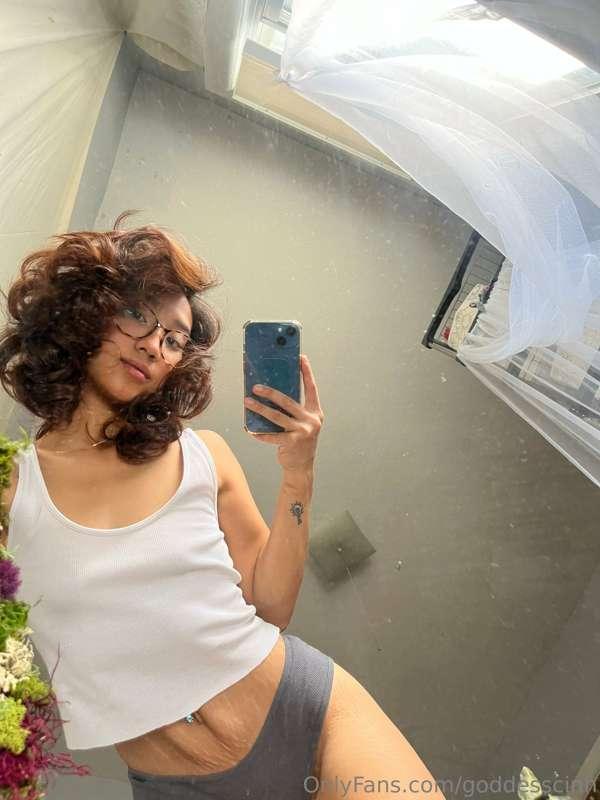 Beautiful things don't ask for attention 🪷