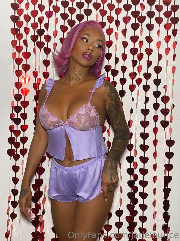 This is my kind of Bed time attire tbh 💜✨