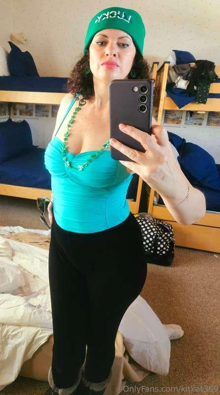 Kiss me...I'm Irish for the day! 💚😚💚