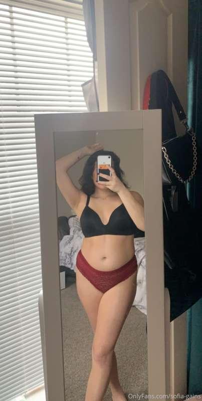 Feelin sexy af

sorry for being slow to respond to messages,..