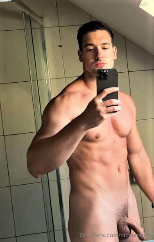 "Come explore my wild side… I promise you’ll love it. 😈🥵