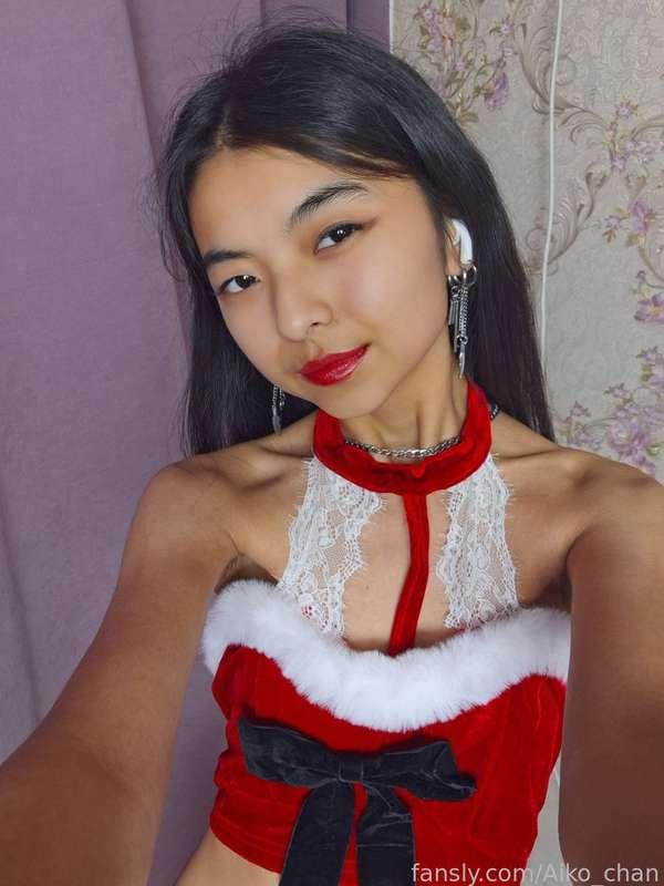 just have a good time before christmas


#fyp #xmas #christmas #newyear #asian #teen #selfie #kawaii #petite #cutie 