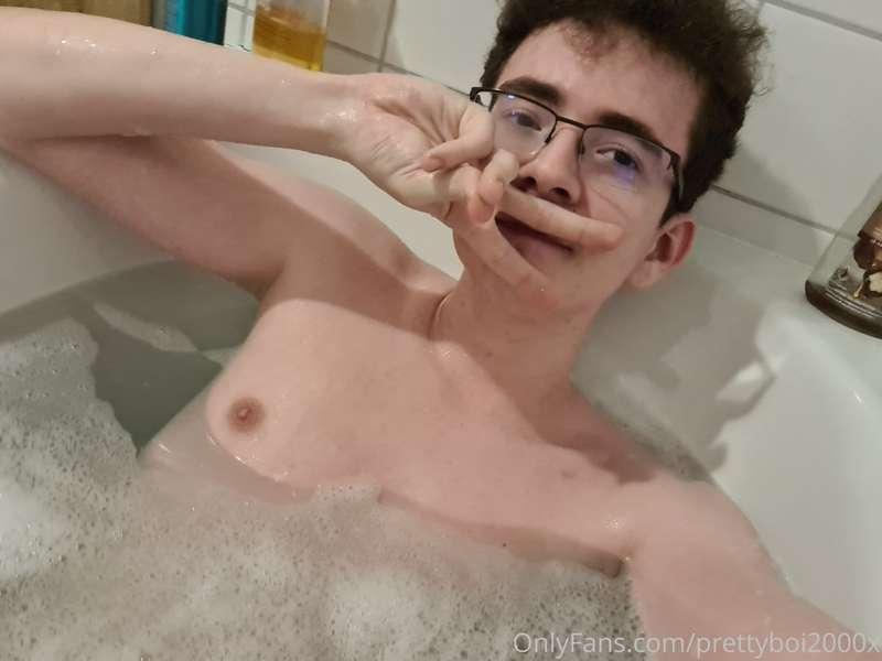 prettyboi2000x image #2
