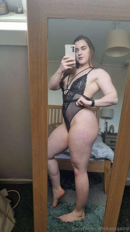 I think I'm gonna need a new mirror soon with how wide I'm g..