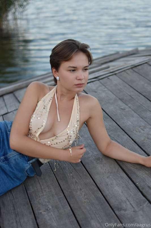 Мне кажется или улыбка мне больше идёт?🤔