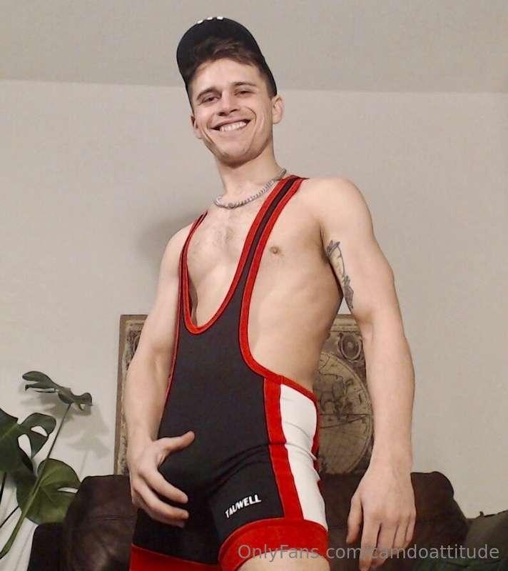 Y’alright fellas 😜😈 I’ve got the outfit - now who wants to t..