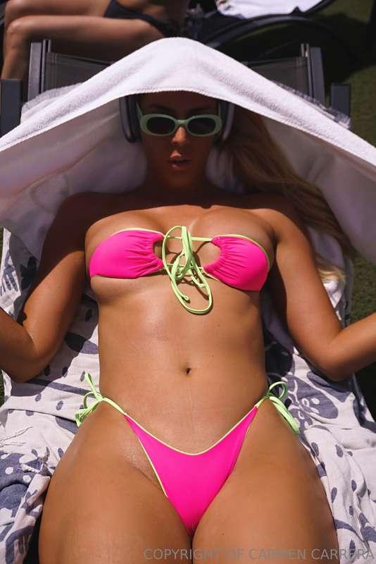 sun bathing, come join me? ☀️ 🥵 🧴 