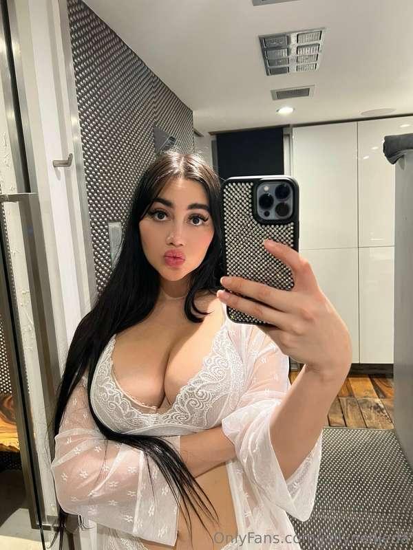 Goodnight kiss 💋 